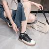 Capa superior piel de vaca banda elástica Zapatos blancos para mujer otoño e invierno 2023 Nuevos Oxford suela blanda bota alta versátil moda zapatos casuales