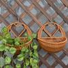 Cesta de almacenamiento tejida a mano similar al ratán, accesorios, cesta colgante de pared con arreglo floral, maceta decorativa, cesta colgante, cesta de flores colgante de pared, maceta