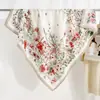 Lenço Quadrado de Sarja 90 Estilo Verão Fresco Sensação de Luxo Temperamento Lenço de Seda Estampado com Flores Tendência Feminina Temperamento