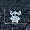 Nuevo producto transfronterizo: Figuritas de alienígenas que brillan en la oscuridad, decoraciones de paisajismo de jardín DIY, adornos colgantes y figuritas en miniatura para escritorio