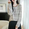 Suéter cárdigan tejido de estilo étnico retro para mujer, nuevo para otoño 2026, cuello redondo, versátil, abrigo superior de lana fina