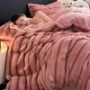 2026 Conejo de Iones Conejo Peluche Espeso Juego de Cama de Cuatro Piezas Dormitorio Cálido Juego de Cama de Felpa Fuente Dropshipping