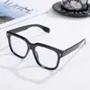 Nuevas Gafas de Sol para Hombre Cuadradas Modernas Negras Gafas de Moda Patilla de PC Retro Gafas de Sol Retro Europeas y Americanas Mujer