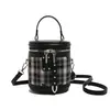 Heng Geng Diseño de Nicho Nuevo Bolso Cubo de Hombro Cruzado de Mano para Mujer Moda Simple Versátil Moderno Bolso de Viaje