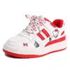 Tênis Brancos Infantis Ano Novo Natal Tênis Cartoon Vermelhos para Meninas Ano do Cavalo 2026 Gatinho Kt Sapatos Esportivos para Meninas Primavera e Outono