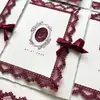 Invitación de boda en relieve de encaje estilo francés, invitación sellada con lacre y lazo, invitación de boda estilo occidental blanco puro de lujo ligero