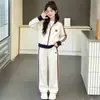 Conjunto Deportivo de Primavera y Otoño para Niñas, Conjunto de Dos Piezas con Pantalones Anchos Casuales, Conjunto de Moda Coreana Holgado y Moderno para Niños Mayores