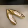 Zapatos de mujer Chuyuji estilo francés de punta fina con corte en V, ajustados, de tacón bajo, 2026 Primavera/Otoño, simples para el trabajo diario, zapatos Mary Jane