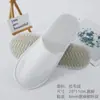 Pantuflas Gruesas Personalizadas al por Mayor para Hoteles de Lujo, Casas de Huéspedes, Salones de Belleza, Hospitalidad Doméstica Desechable, Engrosadas para Uso en Hotel
