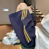 Shorts de Secagem Rápida Listrados Azul Marinho e Amarelo para Homens, Shorts de Cinco Pontos Retrô de Verão Retos Soltos, Shorts Esportivos de Basquete Modernos Estilo Americano