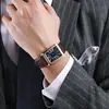 Reloj casual para hombre Roma cuadrado de hombre moda simple correa tipo tanque un generación de pelo