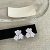 Pendientes de Moda Dulces y Frescos para Mujer, Lujo Ligero con un Toque de Alta Gama, Pendientes Versátiles con un Diseño Único, Pendientes de Botón de Nicho al por Mayor