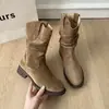 Moda Apilada Otoño Invierno Accesorios para Mujer 2026 Tacón Grueso Nuevas Botas de Media Caña Botas Ropa Exterior Falda de Moda Adelgazante Versátil Cómodo