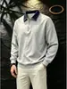 Estilo Primavera/Otoño 2026 Ropa Americana para Hombre Estilo Primavera/Otoño Solapa Engrosada Manga Larga Bloque de Color Costura Expuesta Media Cremallera Top Holgado