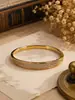 Pulsera Retro Francesa con Hebilla de Circonio Super Brillante, Moderna, Ligera y Lujosa, Gama Alta, Diseño de Nicho, Exquisita Joyería de Mano