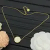 Colar de Resina com Letra M Miu Miu 2024 para Mulheres, Colar de Luxo Leve de Alta Qualidade, Novo Colar da Moda, Item Quente do Tiktok