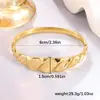 Pulsera de moda de acero de titanio de alta resistencia, nuevo producto transfronterizo, pulsera trenzada de cara ancha para mujer, joyería de acero inoxidable chapada en oro de 18 quilates de lujo ligero