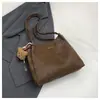 2025 Nueva Moda Otoño e Invierno Bolso de Hombro de Cuero Nobuck Bolso Casual para Mujer Bolso de Mano de Alta Gama