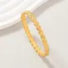 Pulseras de Acero Inoxidable Transfronterizas Europeas y Americanas, Pulseras de Fundición Modernas y Sencillas para Mujer, Joyería de Mano de Acero de Titanio Chapado en Oro de 18K al por Mayor