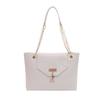 Bolsa de Grande Capacidade 2025 Nova Moda Casual Simples Retrô Bolsa de Ombro com Corrente Bolsa Transversal Feminina para Trabalho e Dia a Dia