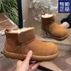 Botas de Nieve Birkenstock para Mujer 2025 Invierno Nuevo Estilo Forradas de Lana Calientes Antideslizantes Engrosadas Suela Gruesa Zapatos de Algodón del Noreste Punta Redonda Caña Corta