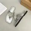 Chanclas de Playa Estilo Nuevo 2026, Sandalias Coreanas de Fuegos Artificiales con Pedrería para Mujer, Hermosas Chanclas Planas de Tira para Uso en Exteriores