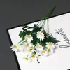 Atacado do Fabricante Pequenas Flores Artificiais de Crisântemo para Decoração de Jardim, Flores Artificiais para Projetos Externos, Arranjo de Cena, Canteiros de Flores, Pequenos Crisântemos Selvagens