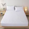 Protetor de Colchão Acolchoado Macio Lavável à Máquina Protetor de Cama Tapete Fino Protetor de Tatame Antiderrapante Protetor de Cama