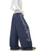 Pantalones de chándal vintage estilo americano con estampado de letras desgastado, unisex, corte holgado, pierna ancha, para un look relajado y casual, adecuados para ir al trabajo y uso diario