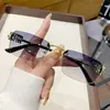 Óculos de Sol Sem Aro Moda Europeia e Americana Cor Degradê Tendência Quadrado Armação Pequena Óculos de Sol Femininos Óculos de Sol Anti-UV