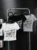 Camiseta Corta de Manga Corta con Estampado de Remaches para Mujer, Estilo Urbano, Chica Atractiva, Nueva Colección Verano 2026, Fresca y a la Moda, Ajustada
