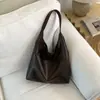 Elegante bolso vintage de gran capacidad para debajo del brazo para mujer, nuevo modelo primavera 2026, bolso tote de alto valor para el día a día