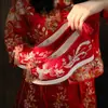 2025 Nuevos Zapatos de Boda Rojos con Flor de Cuentas de Cristal con 7cm de Plataforma Xiuhe Shoes Estilo Chinoiserie Brindis de Boda Estilo Antiguo Zapatos de la Dinastía Han