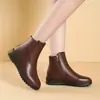 Novo Modelo Outono/Inverno 2026 Botas Femininas de Algodão com Forro de Lã, Couro Macio, Quentes, Antiderrapantes, Solado Macio, Botas Curtas para Idosos, Sapatos de Couro para Idosos