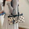 Bolso de Hombro Único para Mujer con Estilo Japonés, Bolso de Hombro de Lunares para Viajes Diarios, Bolso de Mano Versátil para el Día a Día 2026 Corea