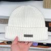 Estilo coreano moda rotulagem chapéu de malha Outono e inverno das mulheres quente proteção de orelha Chapéu de lã para rosto Pequeno Casual All-match Pullover Chapéu para homens