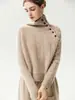 Suéter de cachemira de color liso con cuello alto estilo perezoso para mujer, con un cuello abierto abotonado en diagonal, diseño de punto de ochos y versátil como capa base