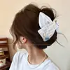 Presilha de Concha Triângulo Xadrez de Couro PU Outono e Inverno Coreano para Mulheres, Presilha Tubarão Elegante para Coque na Parte de Trás da Cabeça para Cabelos Grossos