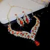 Aretes Redondos con Tachuelas de Diamante Cuadrado y Cadena Plateada, Cadena de Suéter Estilo Corte Vintage Francés, Exquisito Juego de Joyería de Alta Gama