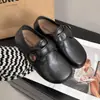 Sandálias Birkenstock Estilo Britânico em Couro Sintético Retrô para Mulheres Modelo Novo Primavera e Outono 2026 com Botão e Velcro, Sapatos Casuais com Aumento de Altura Oculto