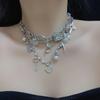 Dulce Fresco Industria Pesada Rosa Amor Llave Remache Collar Moda Estilo Europeo y Americano Lujo Ligero Cadena para Clavícula Pequeña con Múltiples Elementos