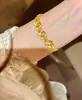 Nuevo Pulsera de Flor y Mariposa para Mujer Temperamento Lujo Ligero Sentido Diseño de Nicho Simple Versátil Moda Dulce Transmisión en Vivo Mayorista