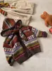 QY262988 Suéter Infantil 2026 Outono Novo Estilo Cardigan Tricot Colorido Listrado Casaco Manga Longa para Menina