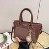 Bolsas de Mujer Transfronterizas 2026 Nuevo Comercio Exterior Estilo Coreano Moda Tendencia Europea y Americana Ins Bolso de Hombro Bolso Cruzado de Alta Gama