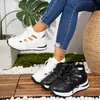 Sandálias Femininas Novas Baotou com Tiras Cruzadas 2026 Vazadas Respiráveis Sapatos Femininos Comércio Exterior Tamanho Grande Plataforma Cadarço Sapatos Femininos