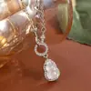 Nuevo Collar de Calabaza de Calcedonia Redonda con Circonita Estilo Chino para Mujer, Cadena para Clavícula y Cadena para Suéter Brillante de Diamante Retro Estilo Nacional con un Toque de Alta Gama