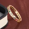 Anillo de dedo de diseño exclusivo de círculo completo de moda exquisito con incrustaciones de diamantes de circonita estilo corte retro anillo de dedo de arcoíris