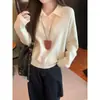 Suéter de punto relajado estilo coreano con cuello polo para mujer, camisa base casual simple para primavera 2025, top interior de corte holgado