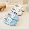 Tenis de malla para niñas, nueva colección otoño 2026, zapatillas casuales transpirables estilo coreano para niños, zapatillas ligeras para correr para bebés y niños pequeños