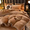 Luxo Leve Qualidade Materna e Infantil Espessado Veludo Leiteiro Conjunto de Quatro Peças Inverno Anti-Estático Forrado com Lã Cobertura de Colcha Veludo Coral 3 Roupa de Cama
